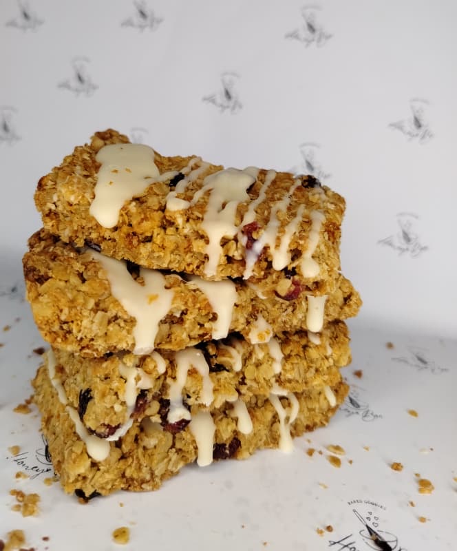 Cranberry & White Chocolate Crunchies